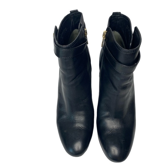 Tory Burch Black
Bristol Equestrian Calf
Leather Ankle Zip Bootie size 10M - Picture 5 of 14